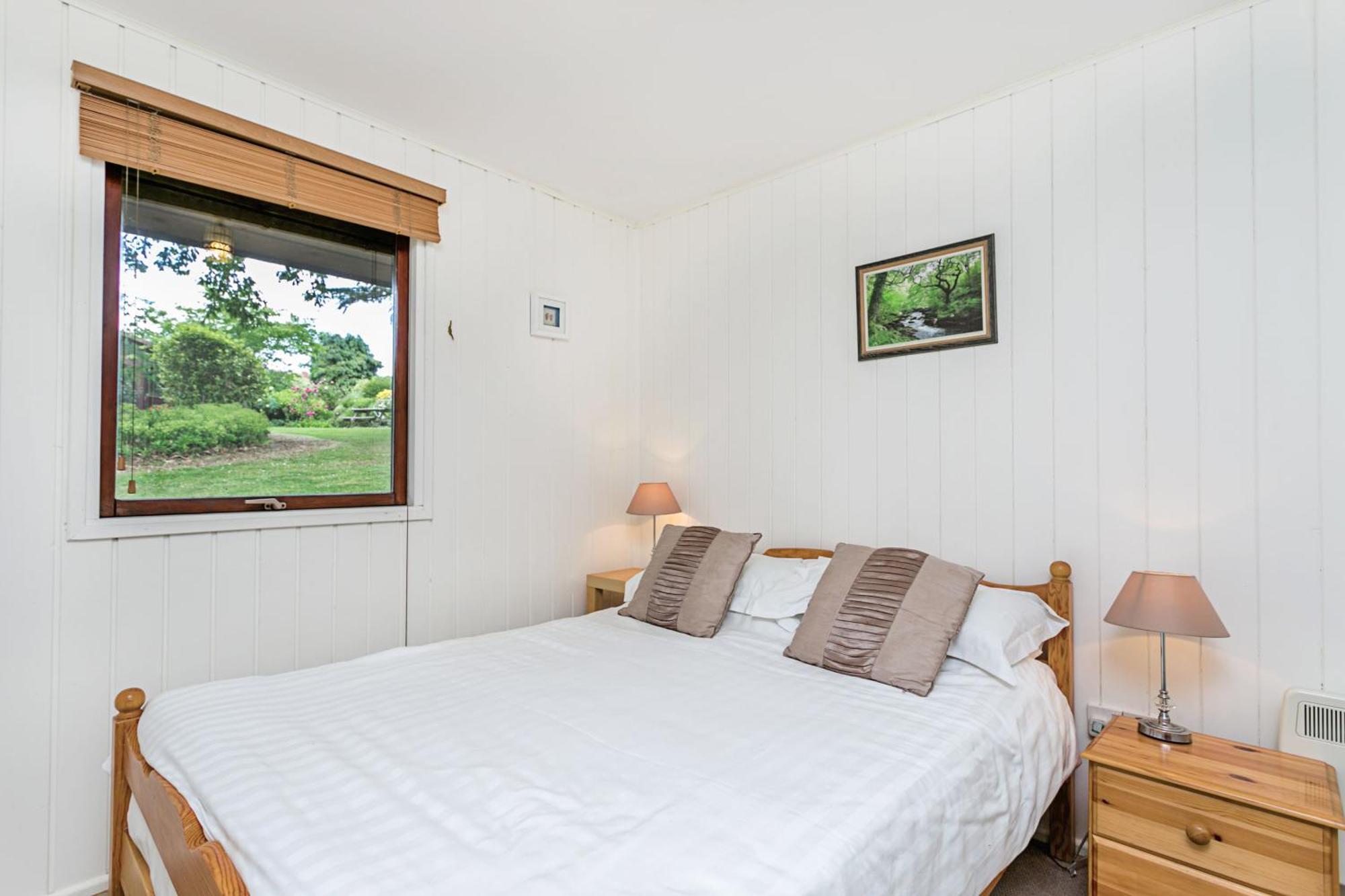 Laburnum Lodge Sleeps 6 Wheelchair Access Майнхед Екстериор снимка